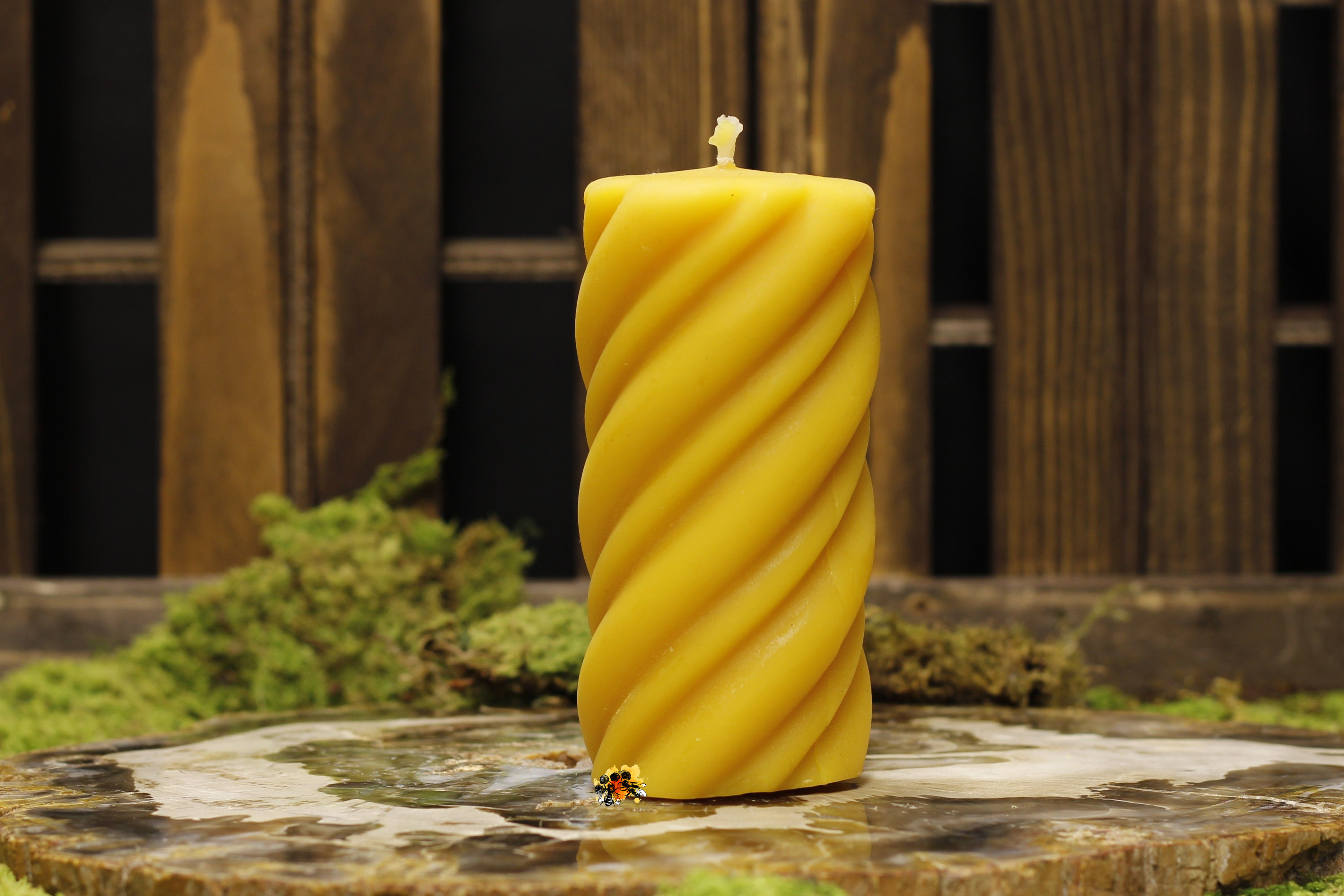 Stumpe "Rillen" Bienenwachskerze