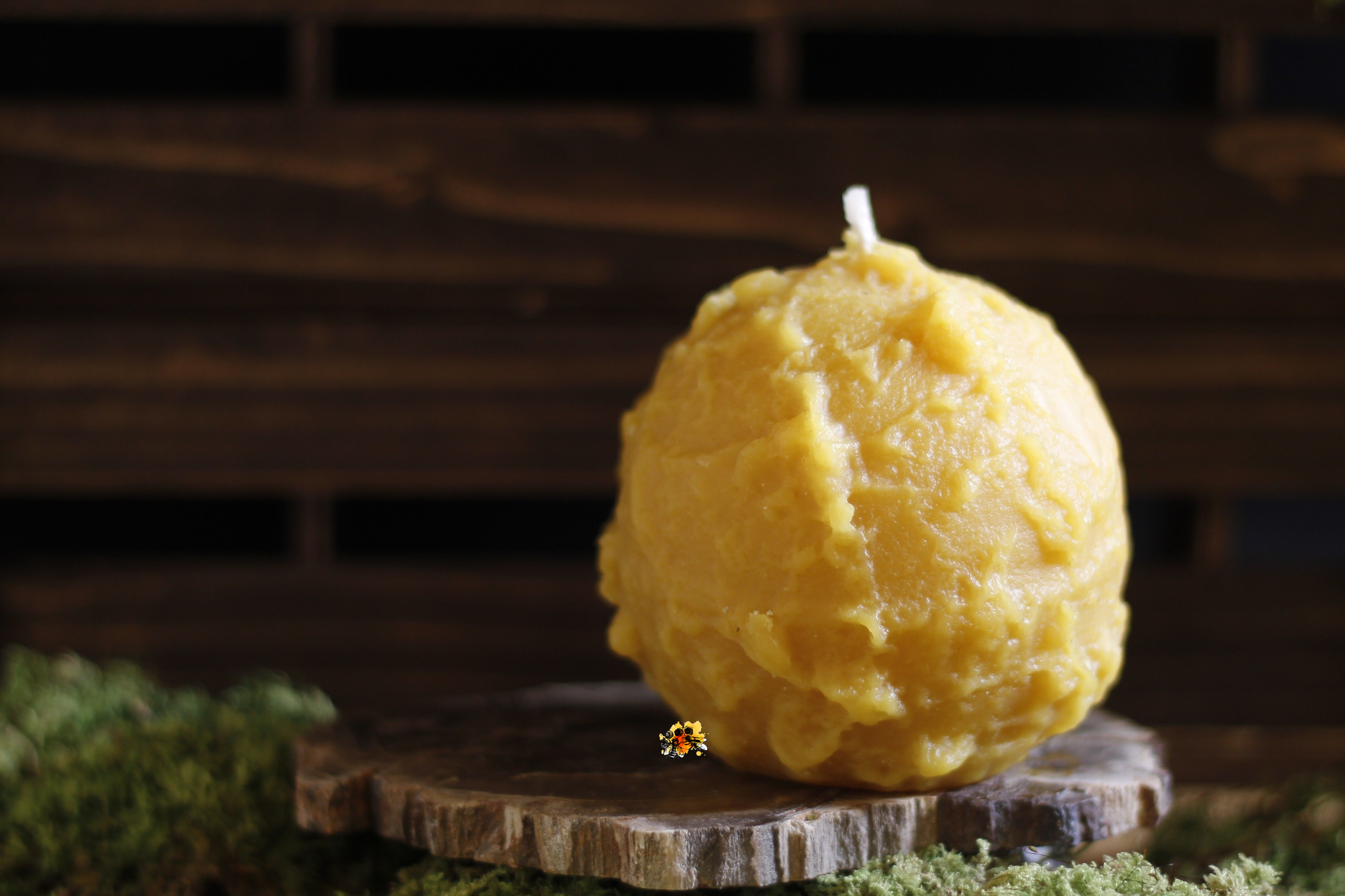 Kugel "Schneegestöber" Bienenwachskerze