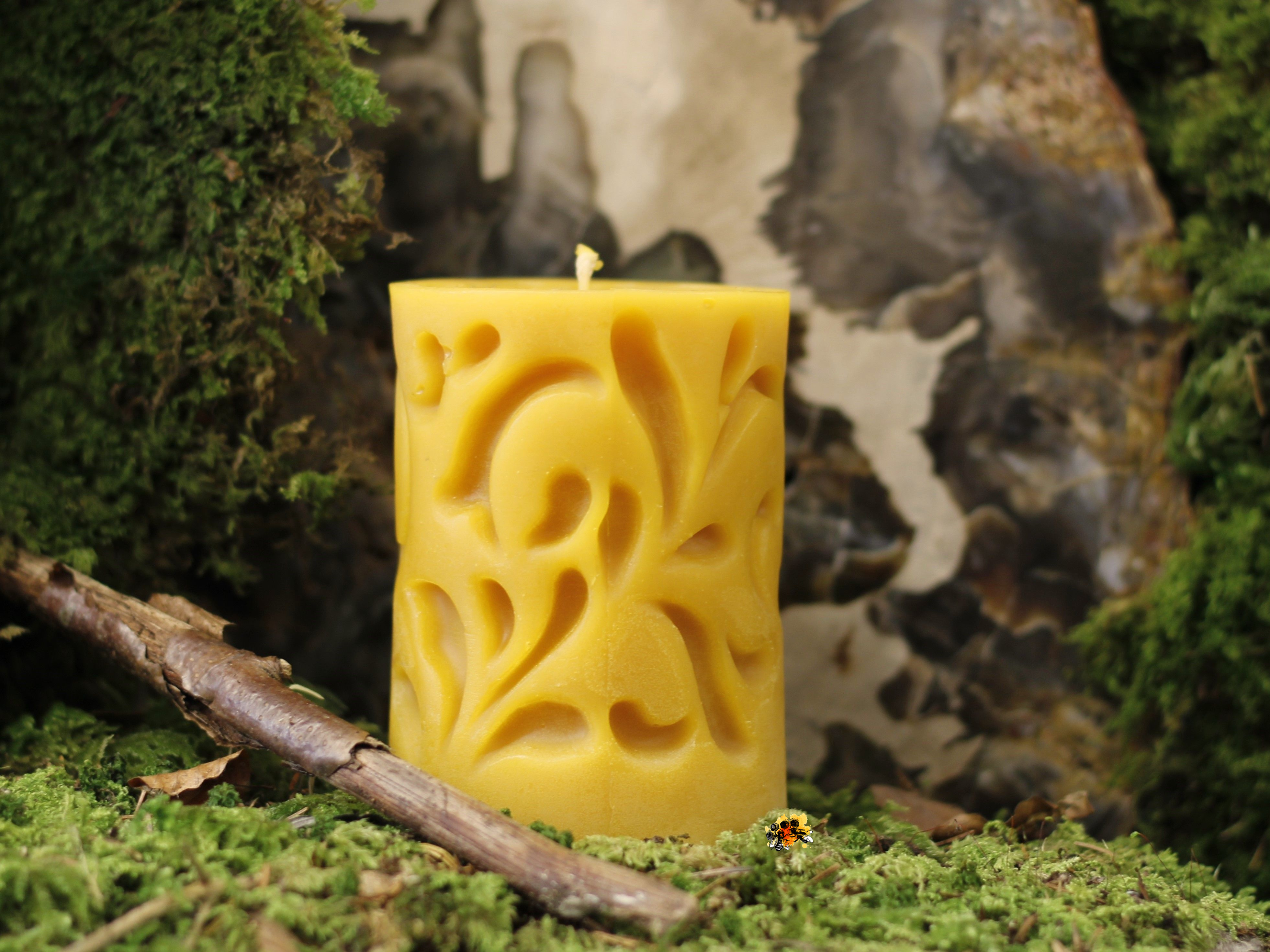 Stumpe "Ornament" Bienenwachskerze